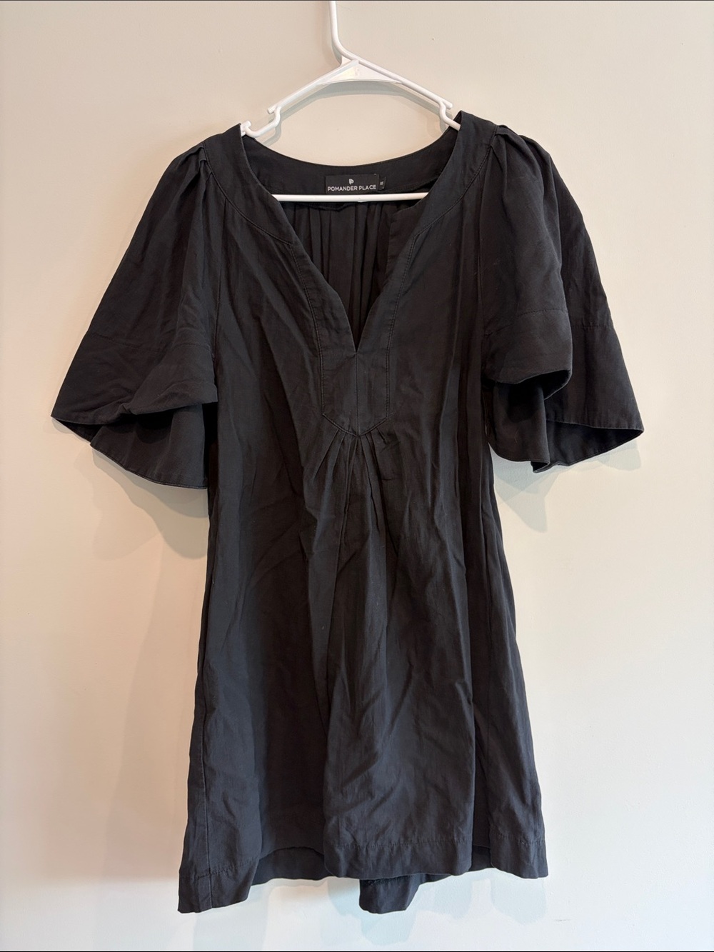 Pomander Place by Tuckernuck Finley Flutter Sleeve Dress